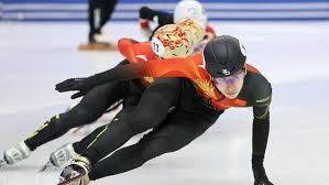 100胜！王曼昱4-1朱芊曦晋级WTT总决赛女单四强